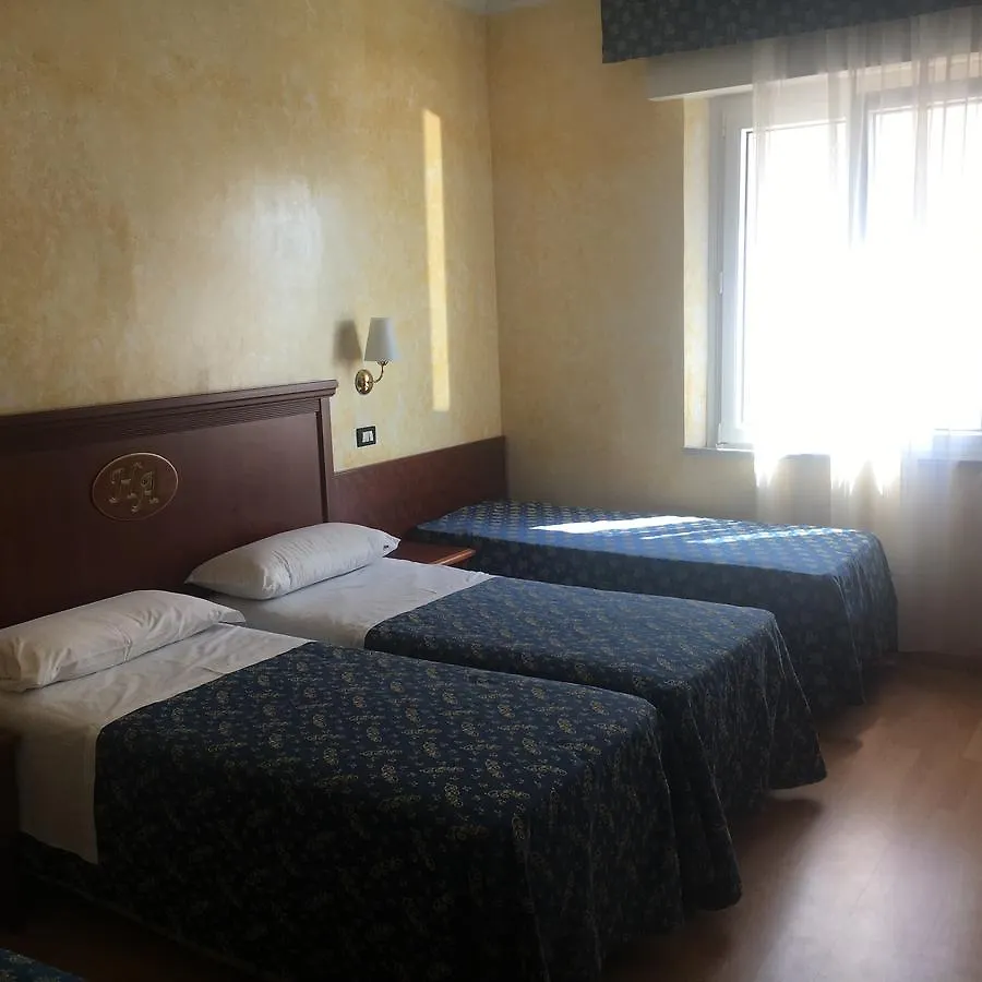 Hotel Alexander Resort Rimini Itália